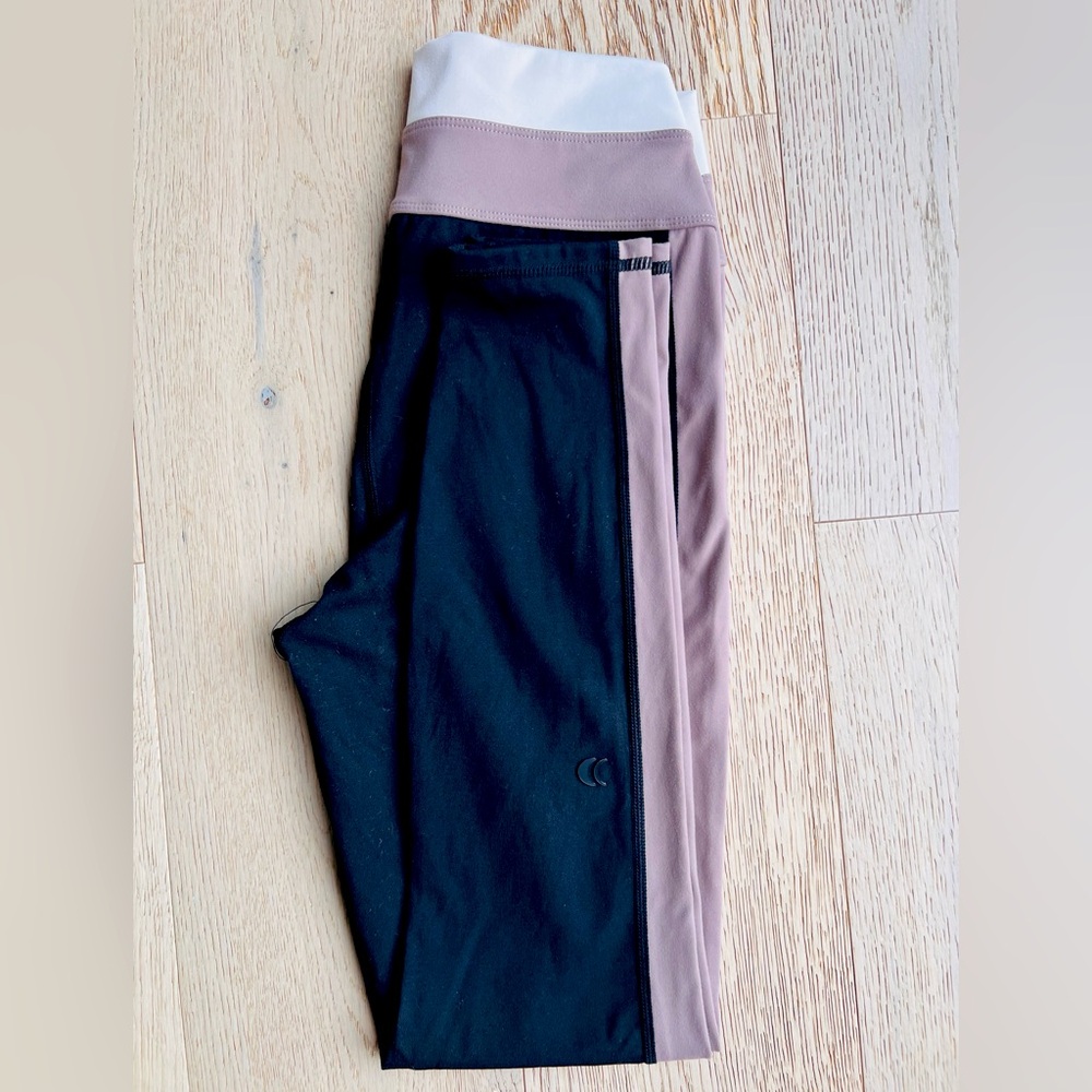 Z Supply Active Leggings Colorblock Size: Small